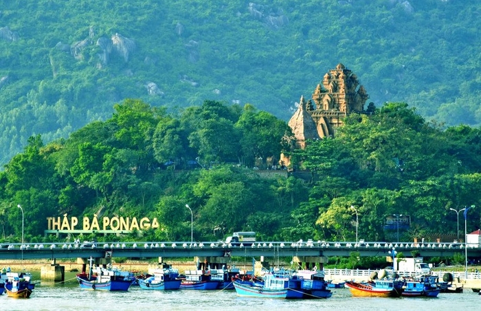 Tháp Bà Ponagar | Thành Phố Nha Trang